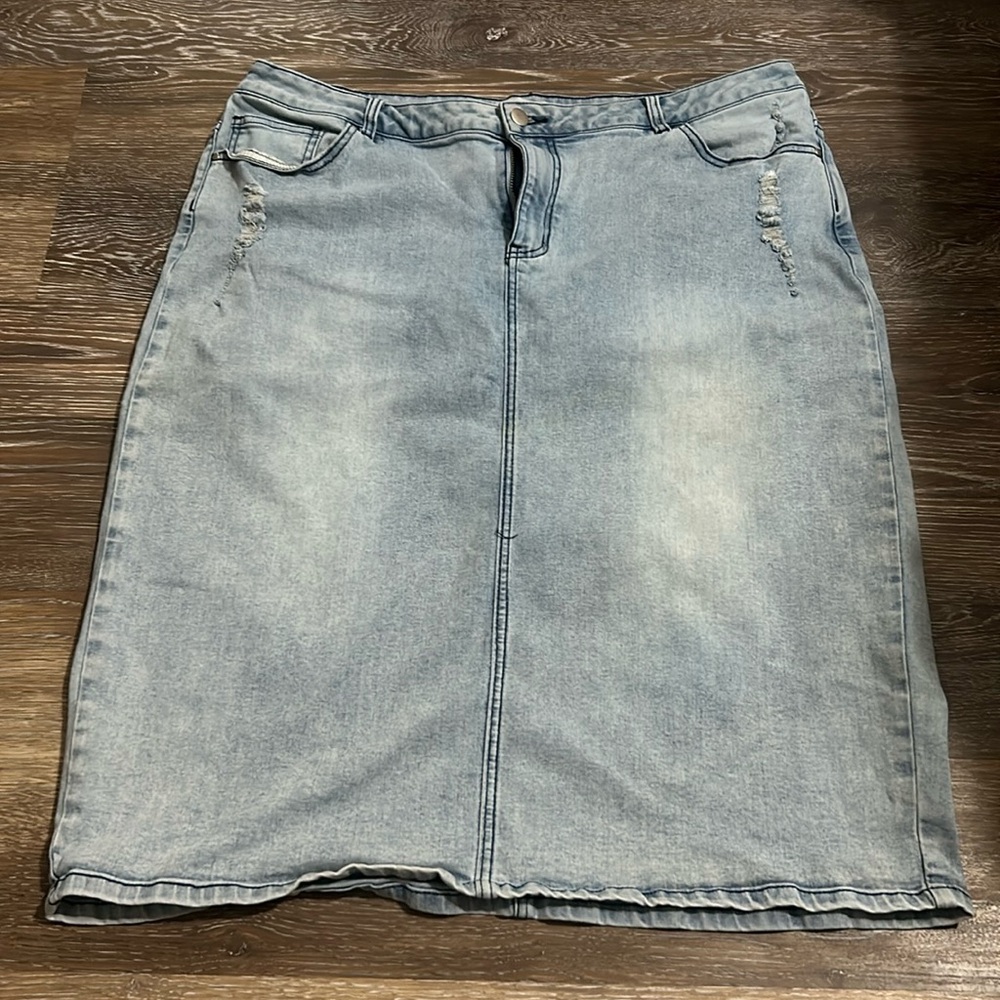 JUPE DE ABBY  Distressed Denim Skirt 3XL